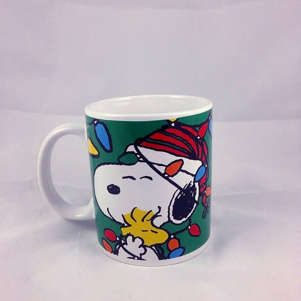 Vintage Christmas Snoopy Woodstock Peanuts 16 OZ C